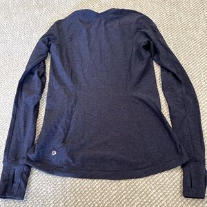 Lululemon long sleeve running shirt - size 8 - navy Heather